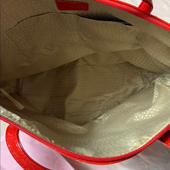 Kate Spade Glossy Red Tote W/ Matching Wallet NWT - Picture 5 of 17